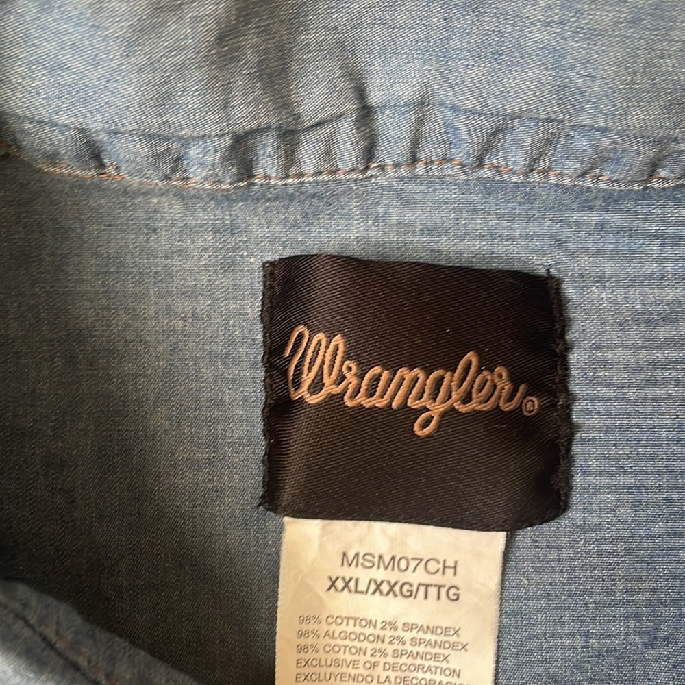 SOLD Wrangler Pearl Snap - Picture 2 of 5